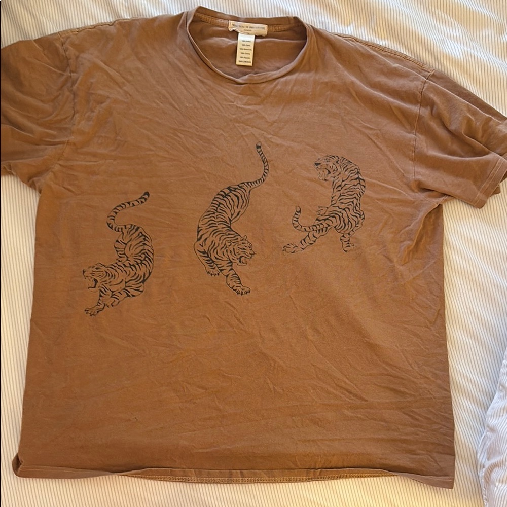 Urban Outfitters Oversized Tiger Tee